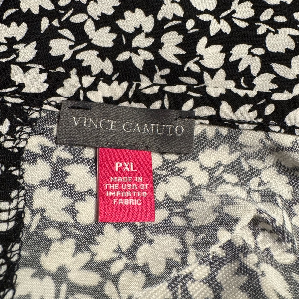❤️Vince Camuto Black/White Print Top/Shell Back Detail  SZ:  LARGE/PETITE   #R - Picture 8 of 9